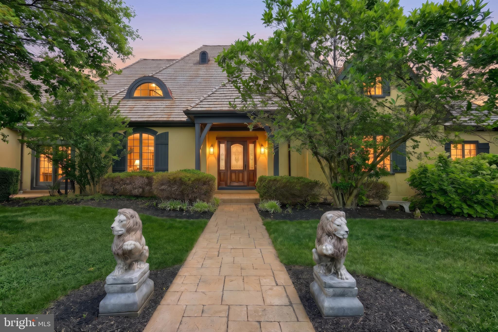 LAUXMONT FARMS - Residential