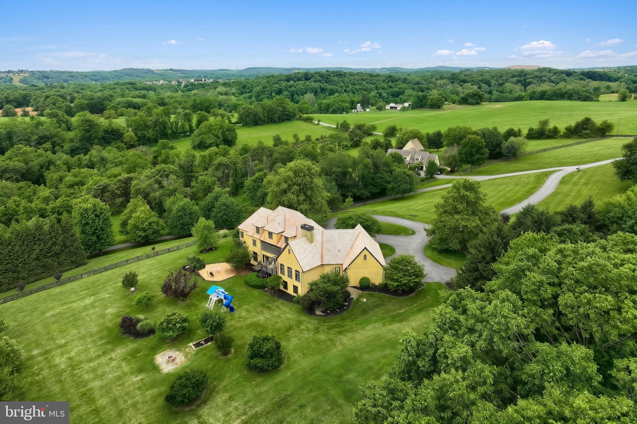 LAUXMONT FARMS - Residential