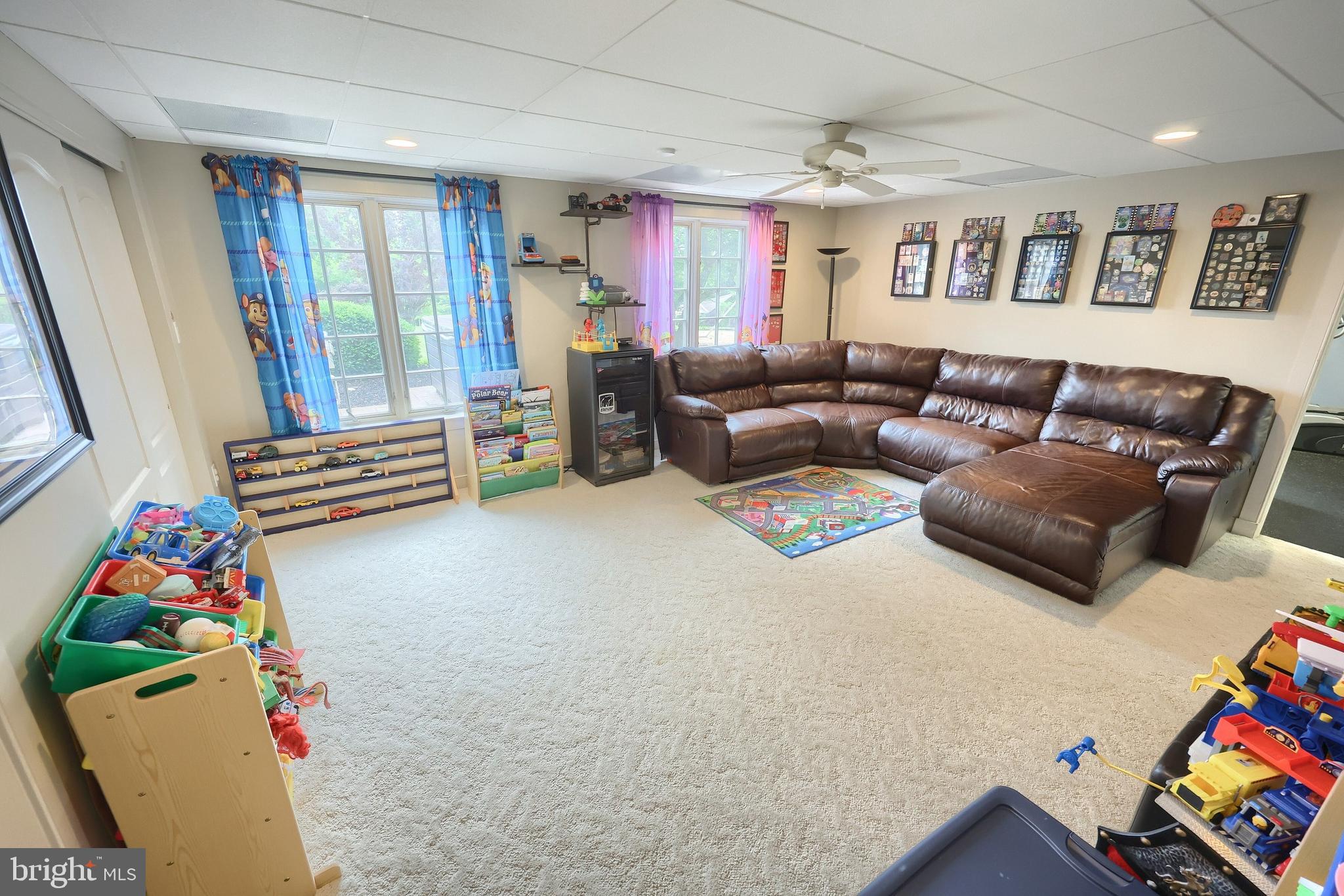 LAUXMONT FARMS - Residential