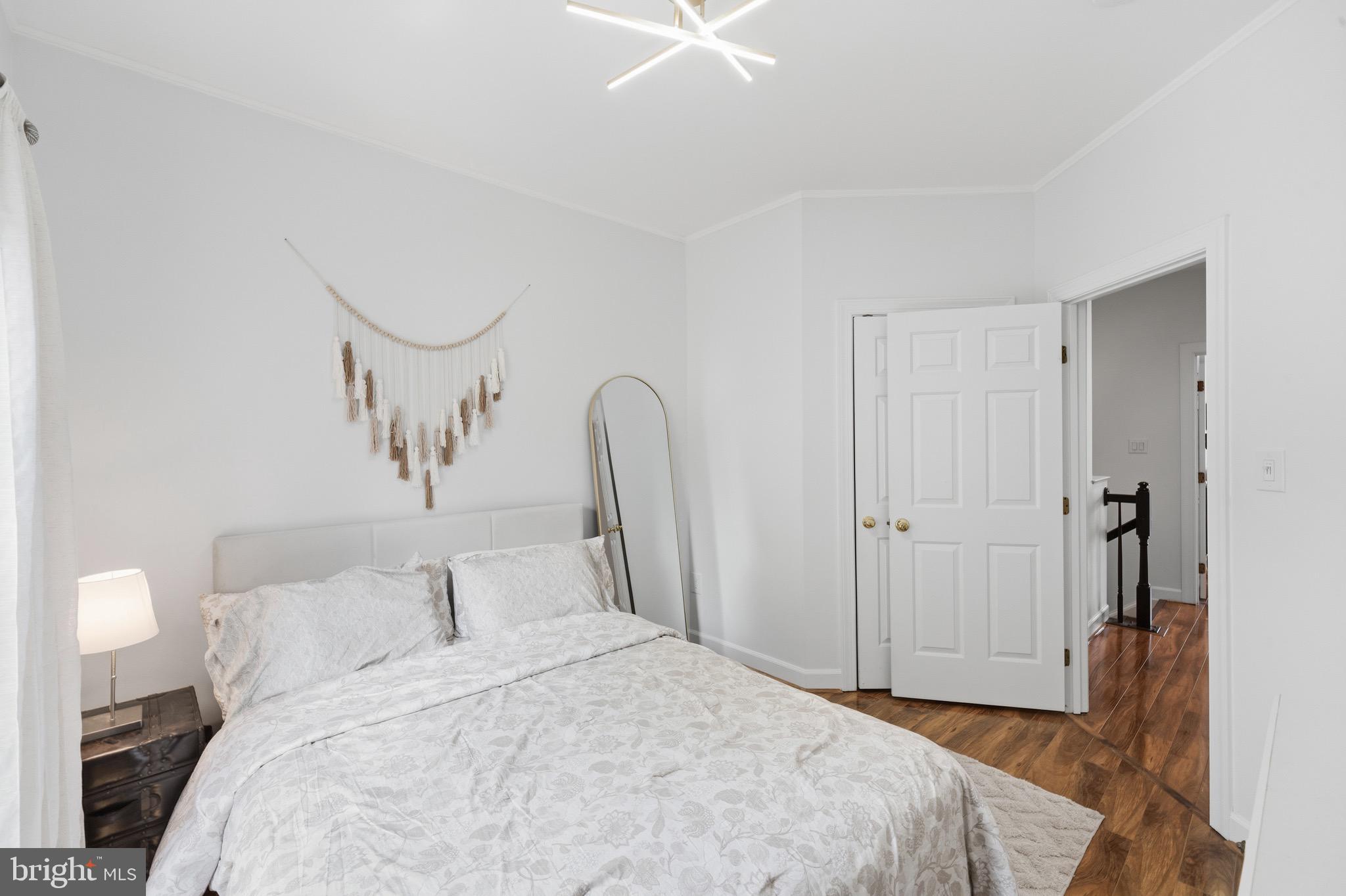 QUINCE ORCHARD PARK - Residential