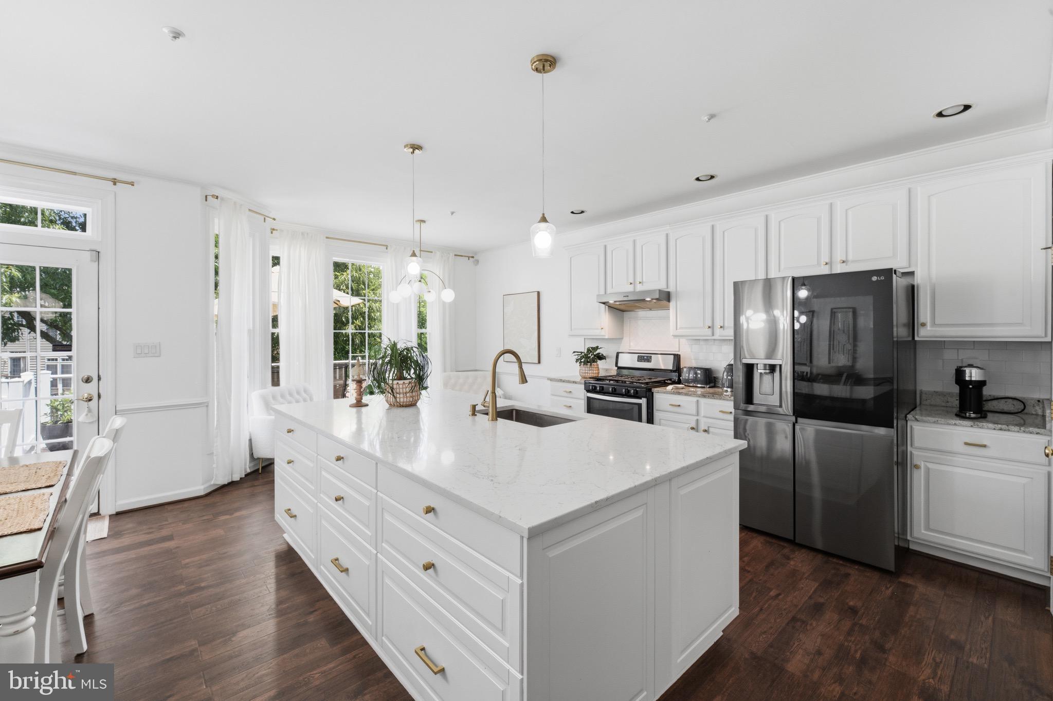 QUINCE ORCHARD PARK - Residential