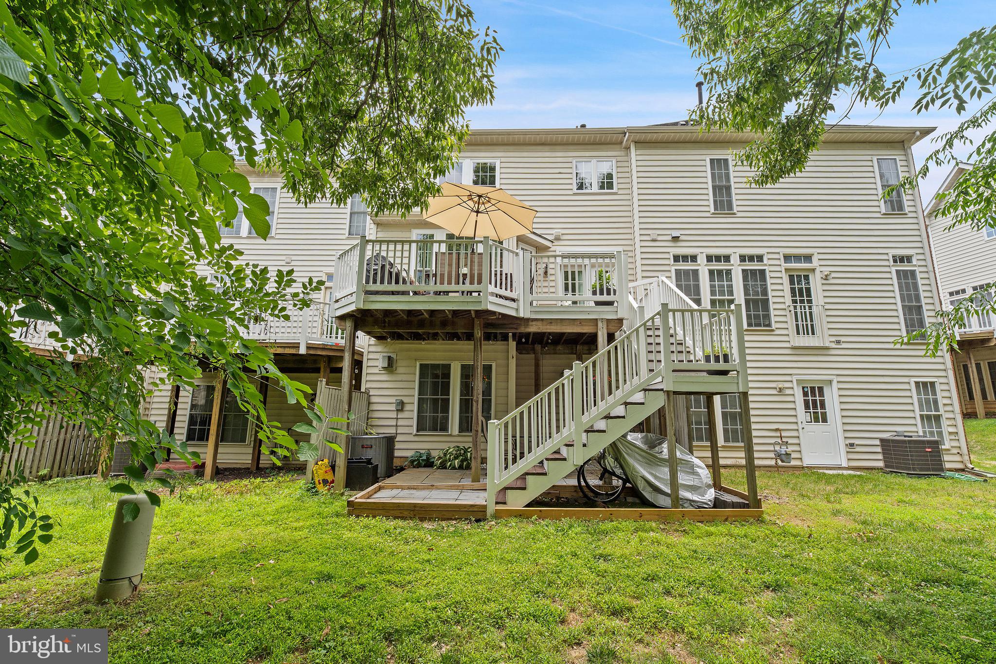 QUINCE ORCHARD PARK - Residential