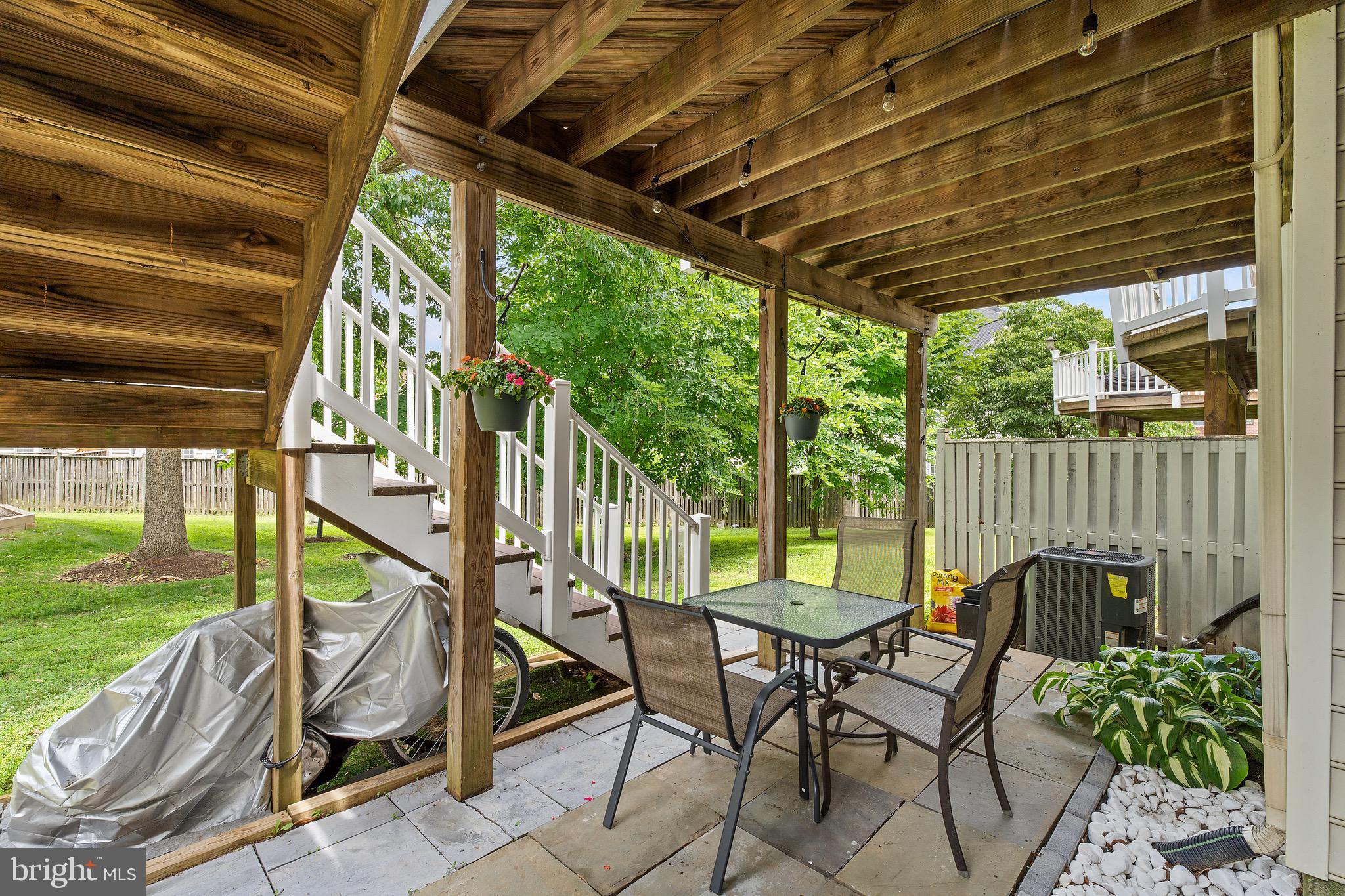 QUINCE ORCHARD PARK - Residential
