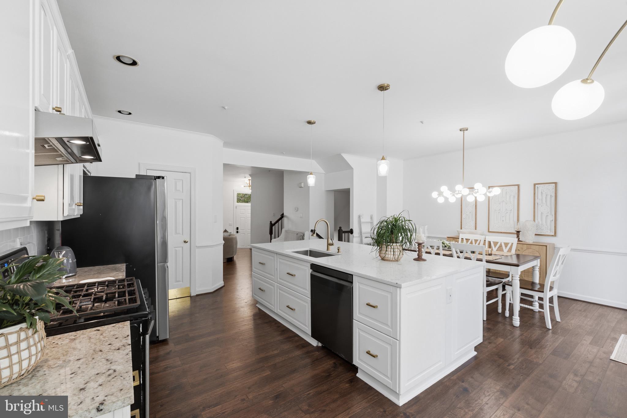 QUINCE ORCHARD PARK - Residential