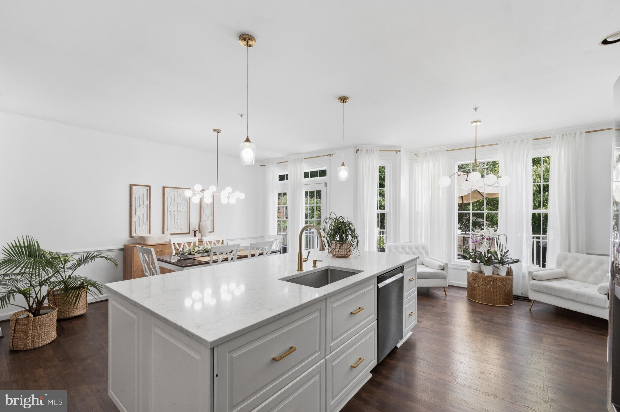 QUINCE ORCHARD PARK - Residential