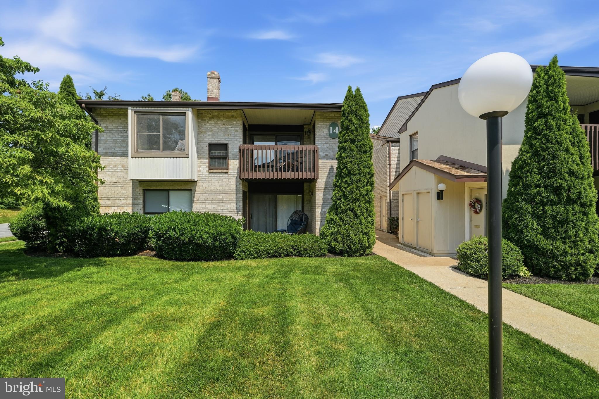RAINTREE CONDOMINI - Residential