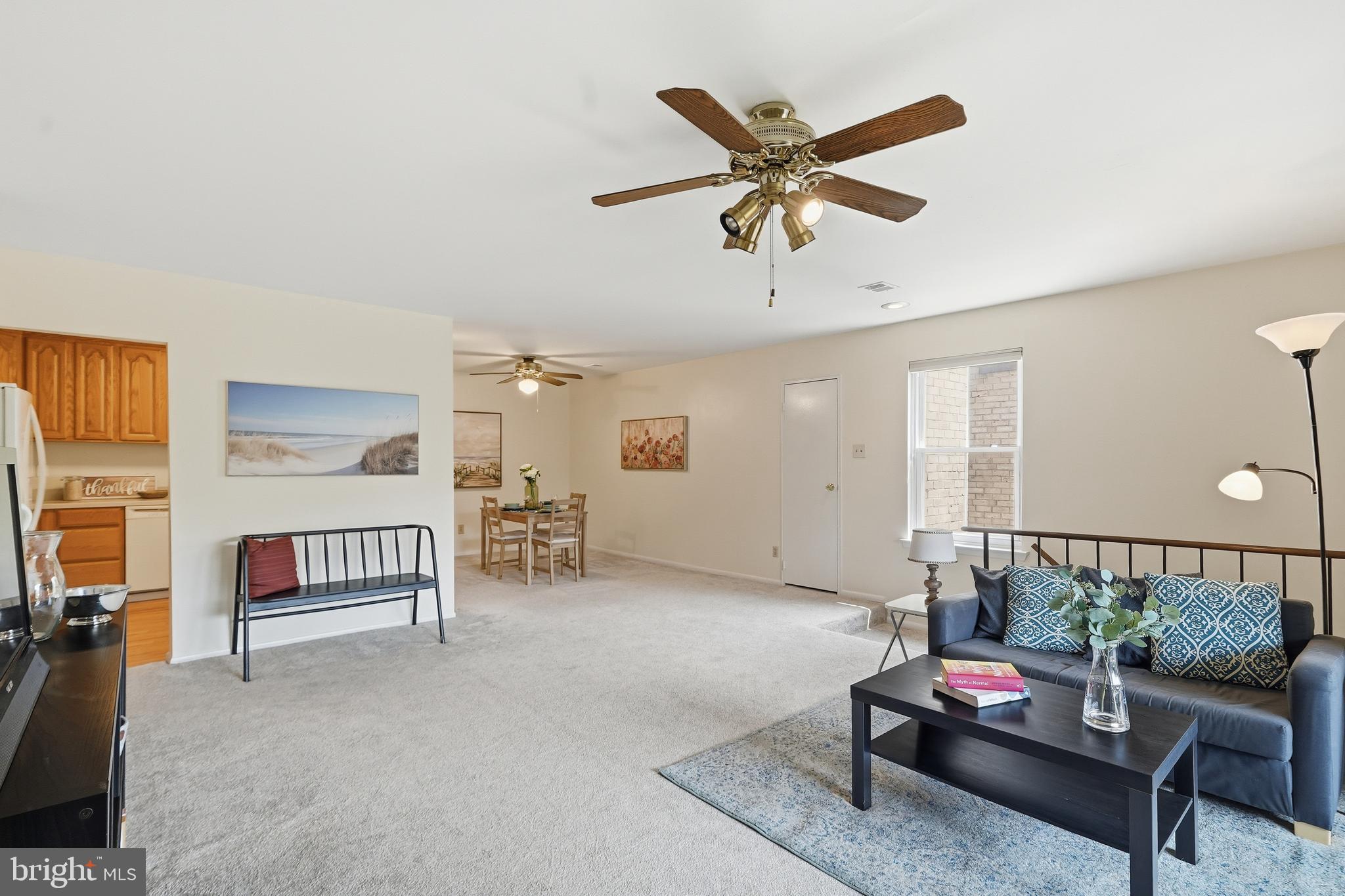 RAINTREE CONDOMINI - Residential