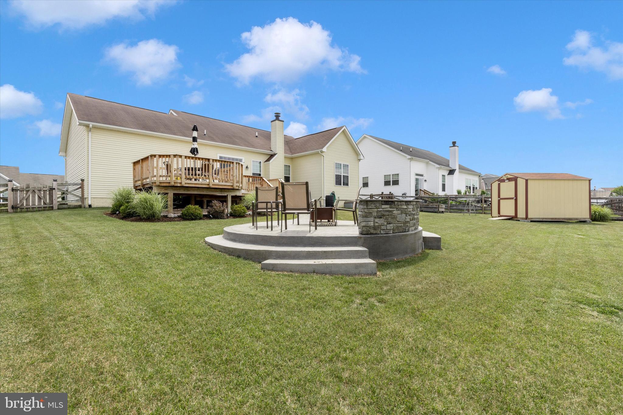 ARCADIA SPRINGS - Residential