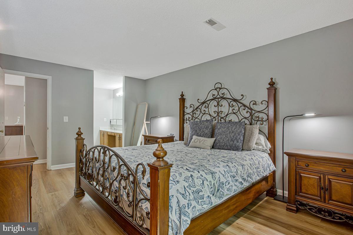 WOODS LANDING - Residential