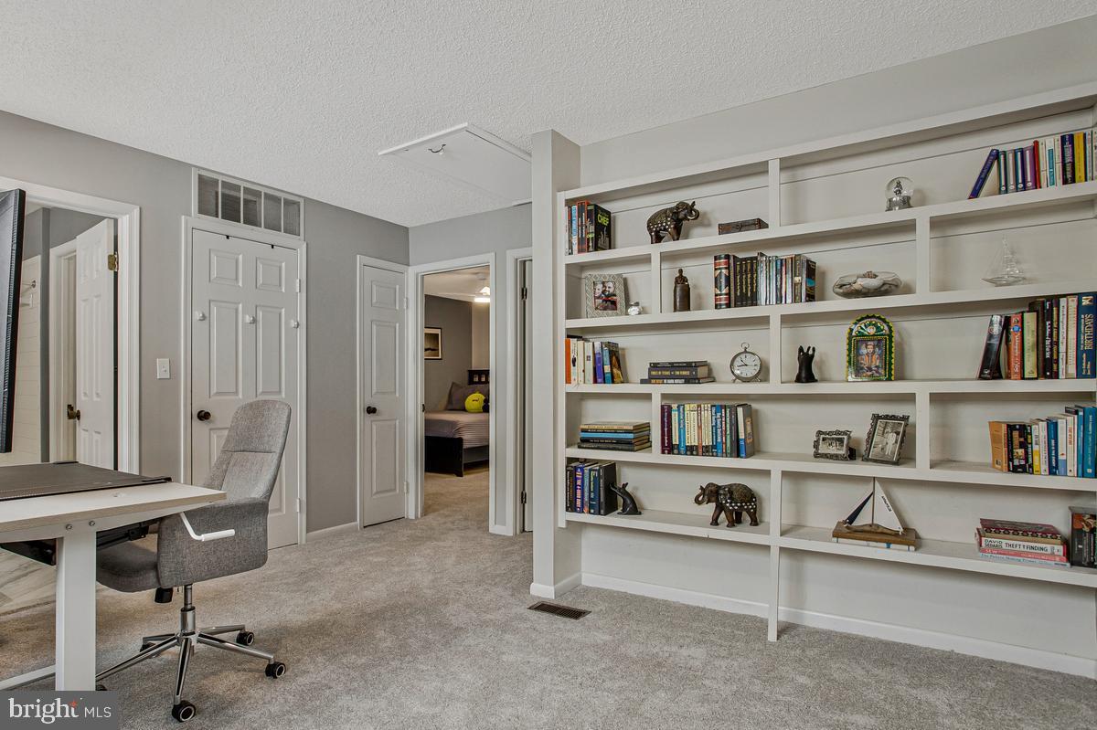 WOODS LANDING - Residential