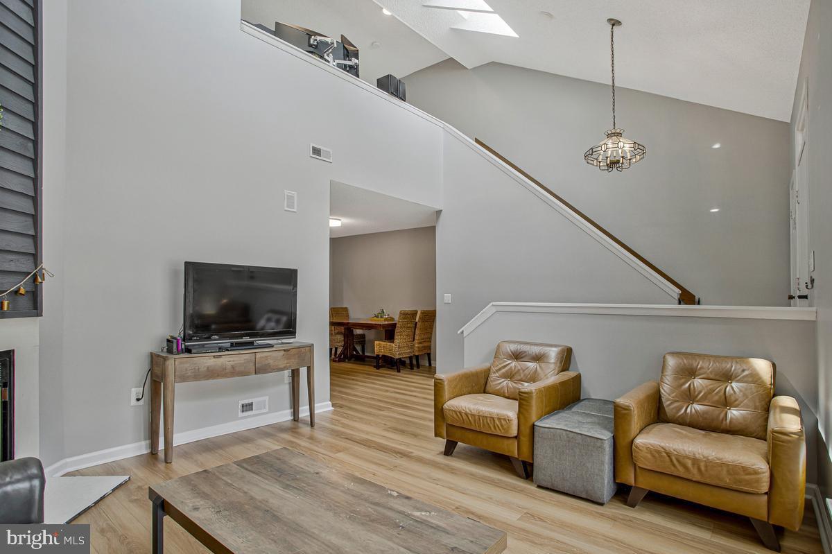WOODS LANDING - Residential