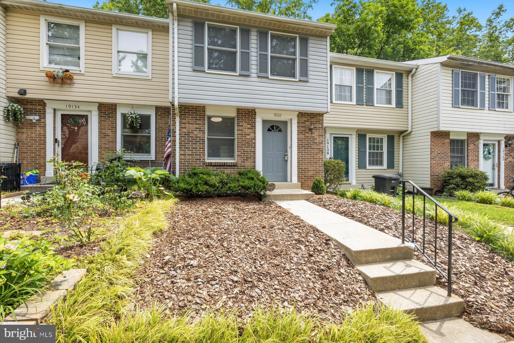 GUNNERS LAKE VILLAGE - Residential