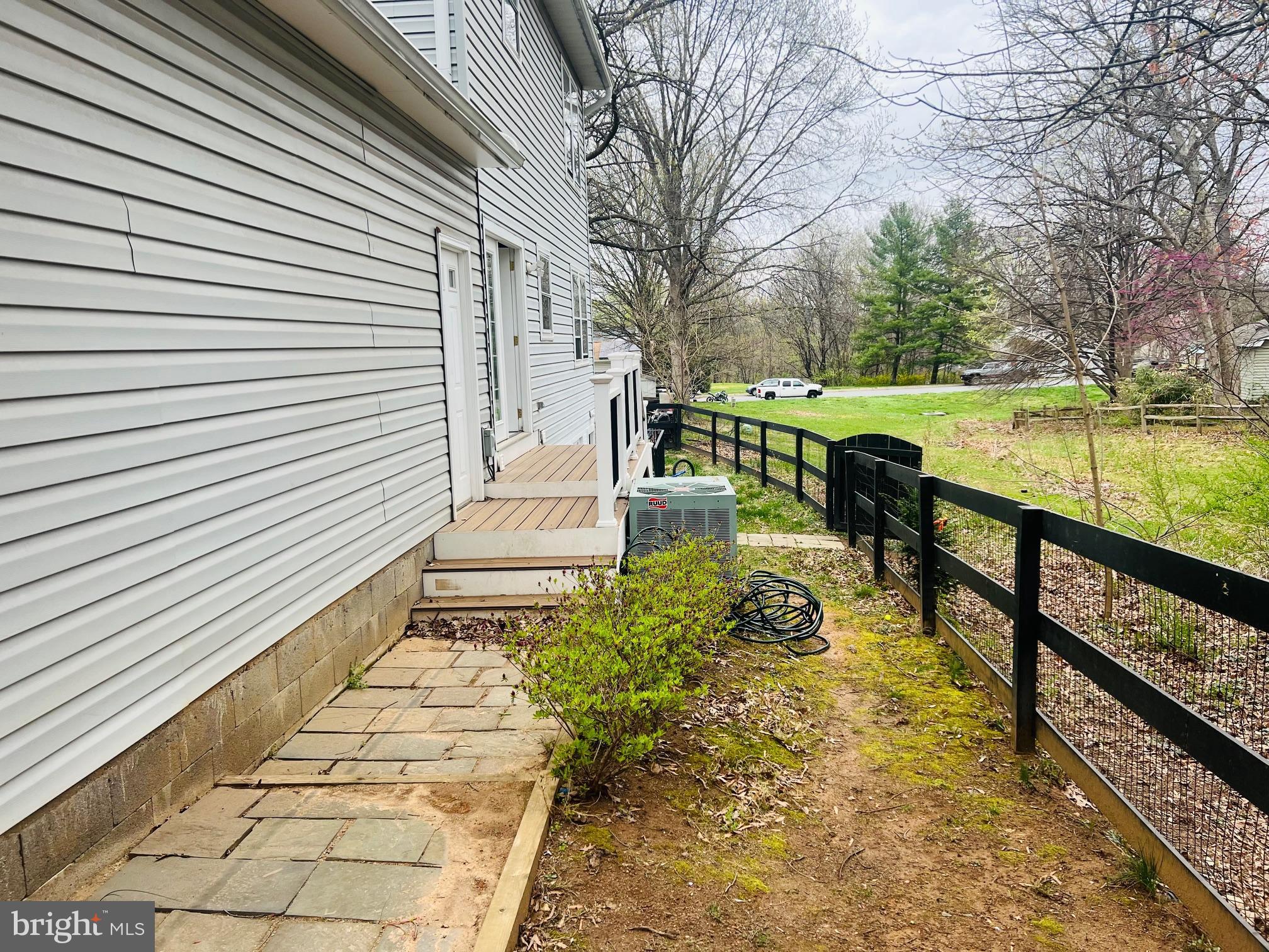 OAK VIEW - Residential