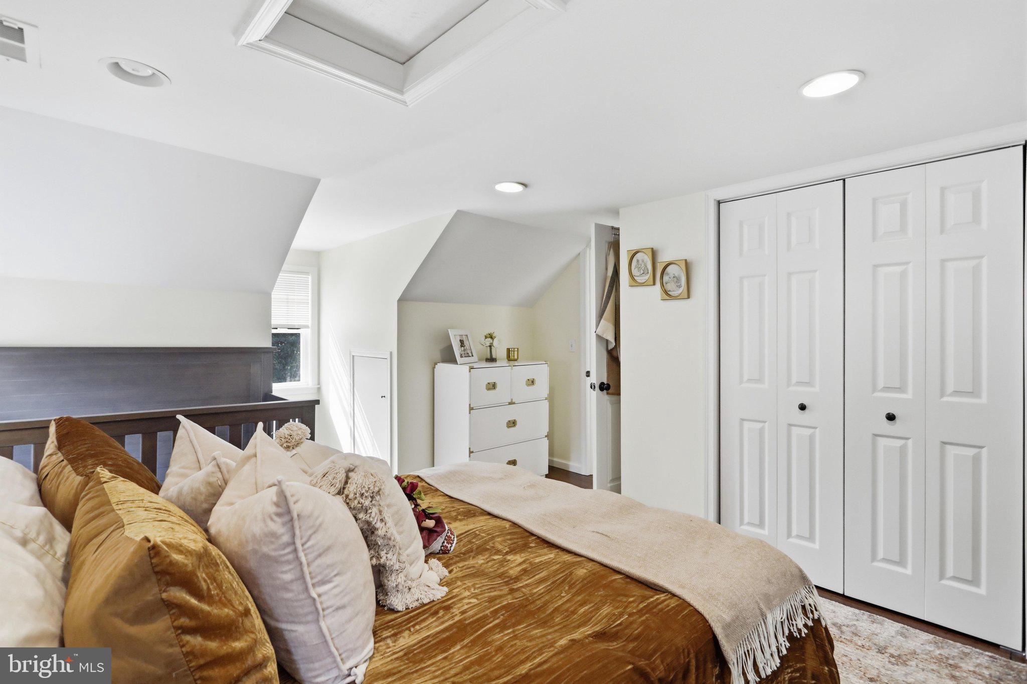 NORTH HAGERSTOWN - Residential