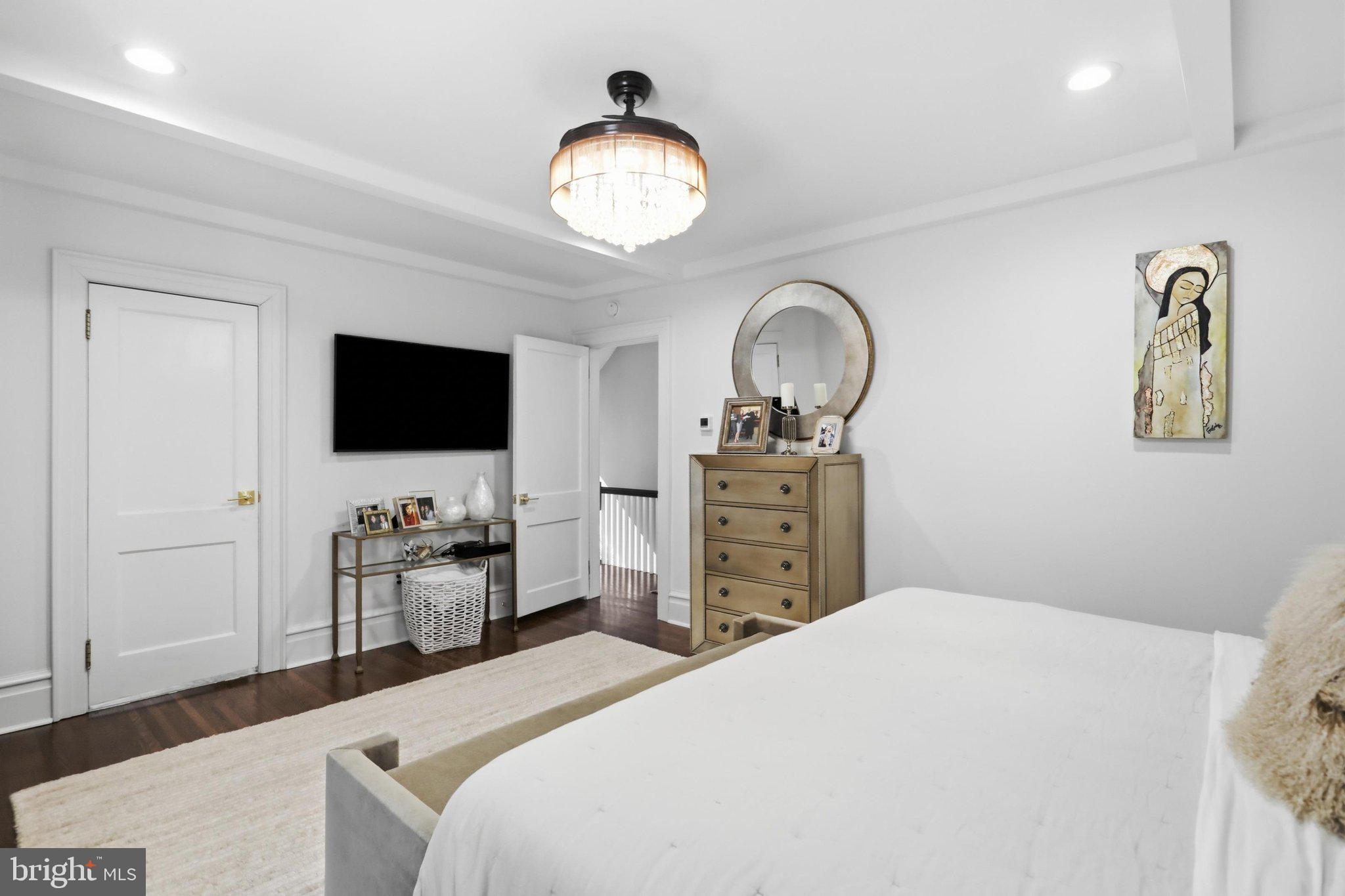NORTH HAGERSTOWN - Residential