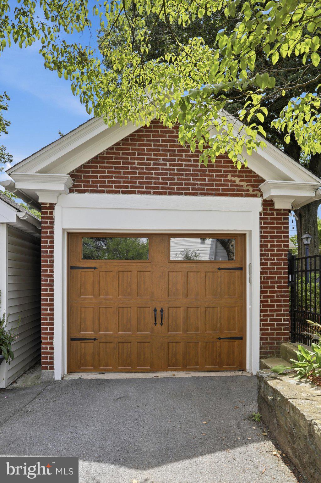 NORTH HAGERSTOWN - Residential