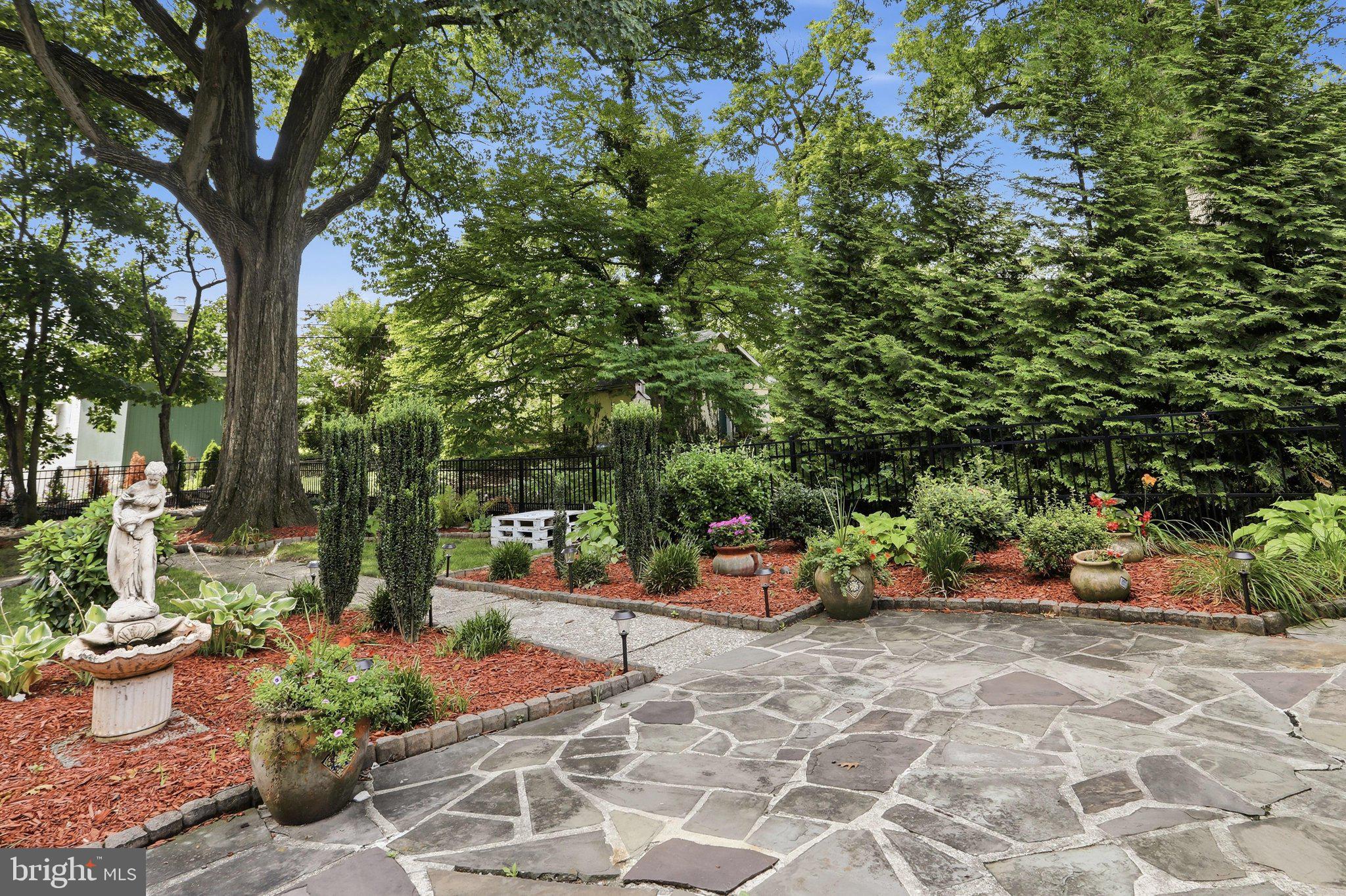 NORTH HAGERSTOWN - Residential