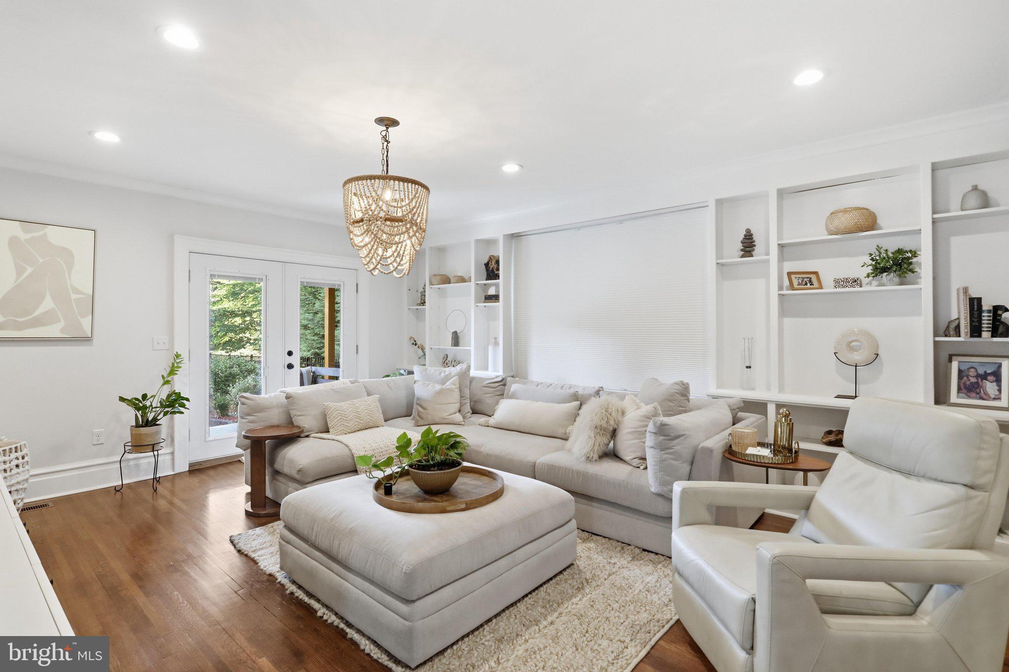 NORTH HAGERSTOWN - Residential
