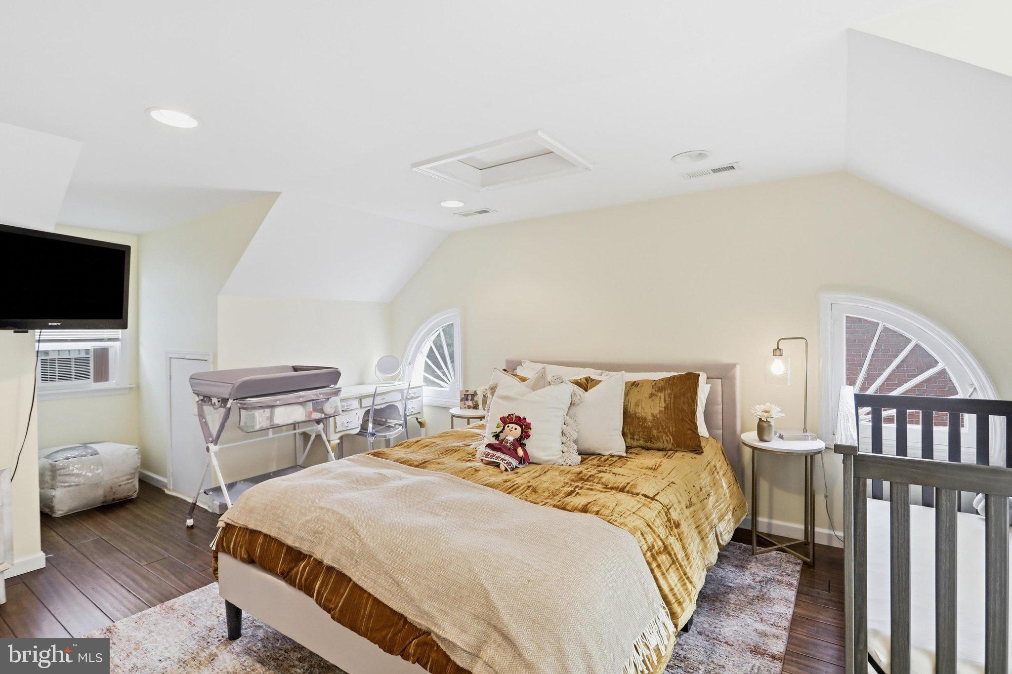 NORTH HAGERSTOWN - Residential
