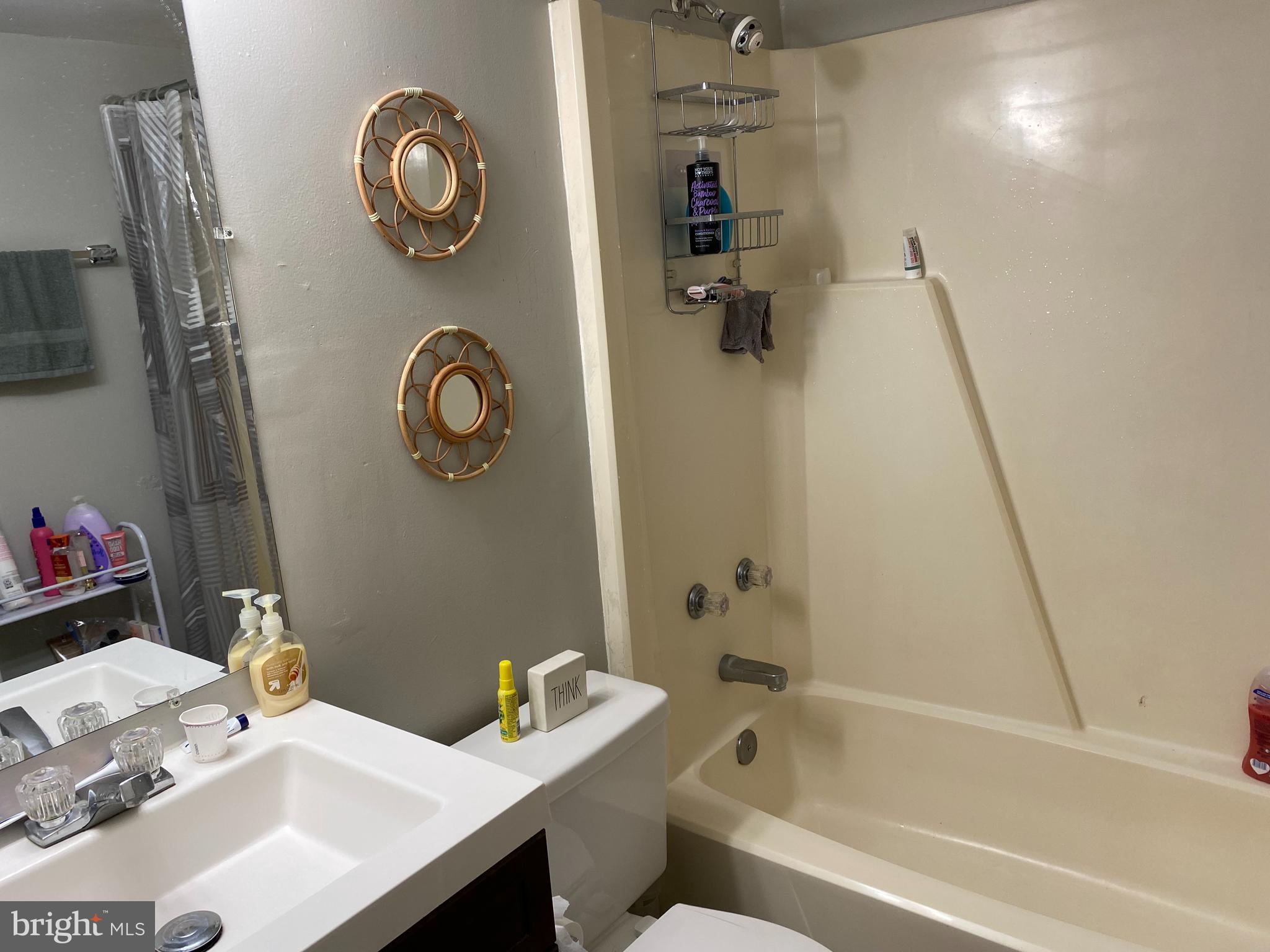 HUNTERS RIDGE CONDO - Residential