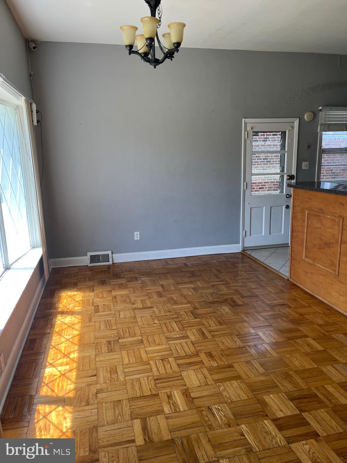 BELLS CORNER - Residential