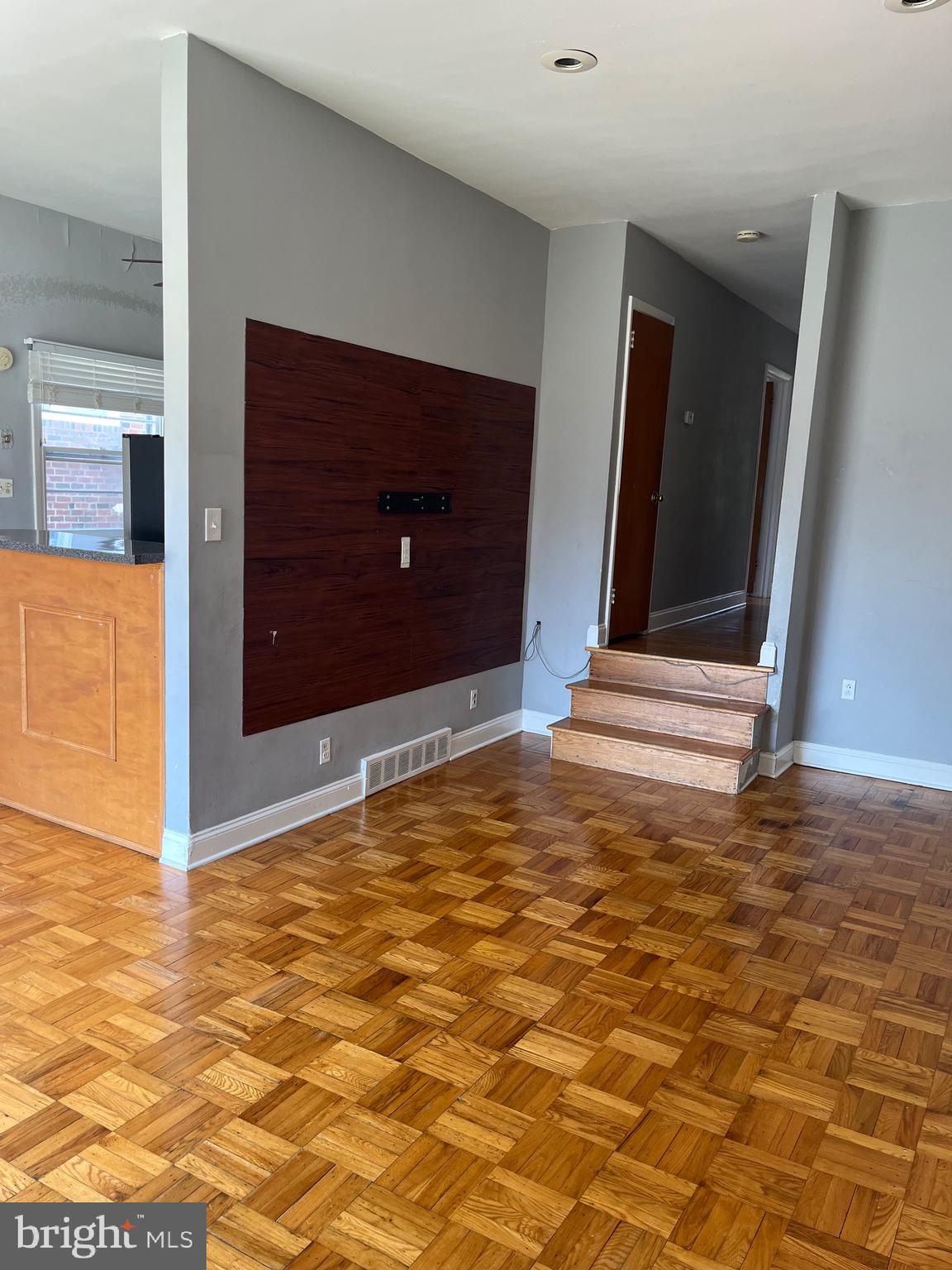 BELLS CORNER - Residential