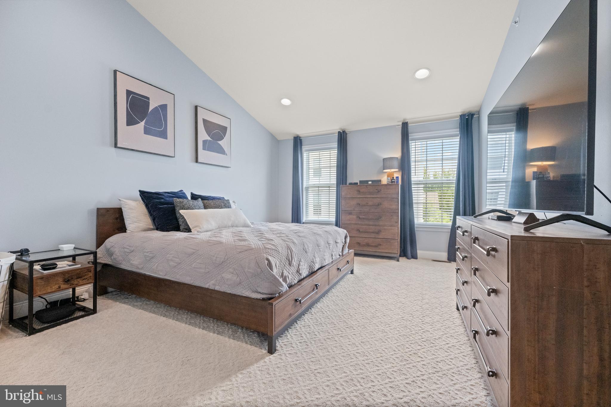 RAVENSCLIFF - Residential
