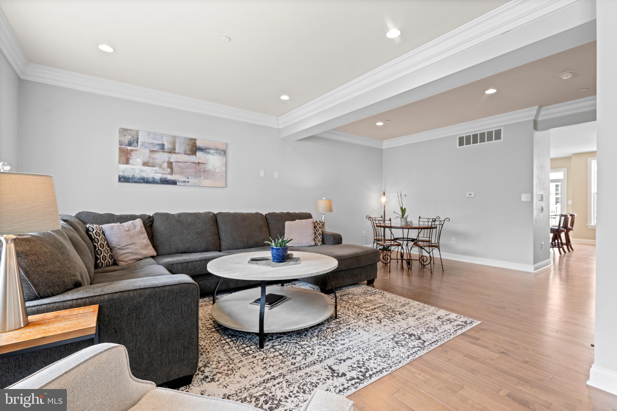 RAVENSCLIFF - Residential