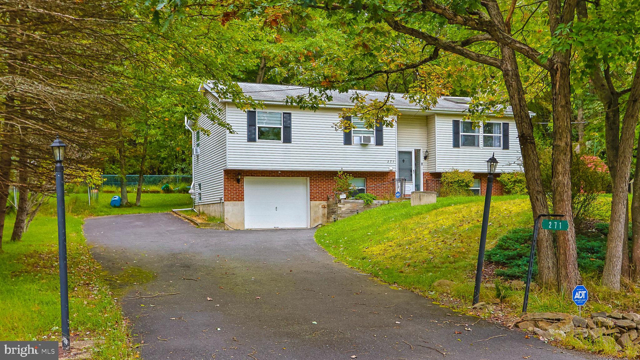 INDIAN MOUNTAIN LAKES - Residential