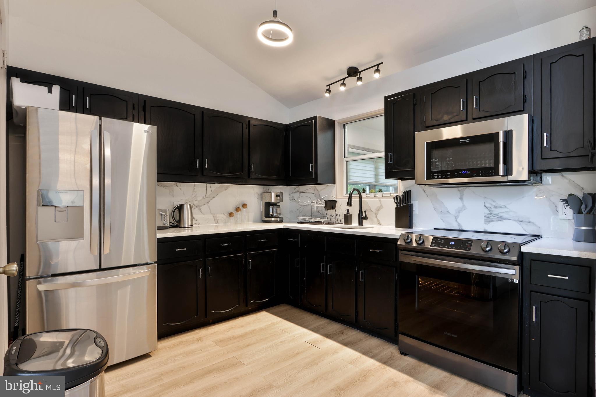 INDIAN MOUNTAIN LAKES - Residential