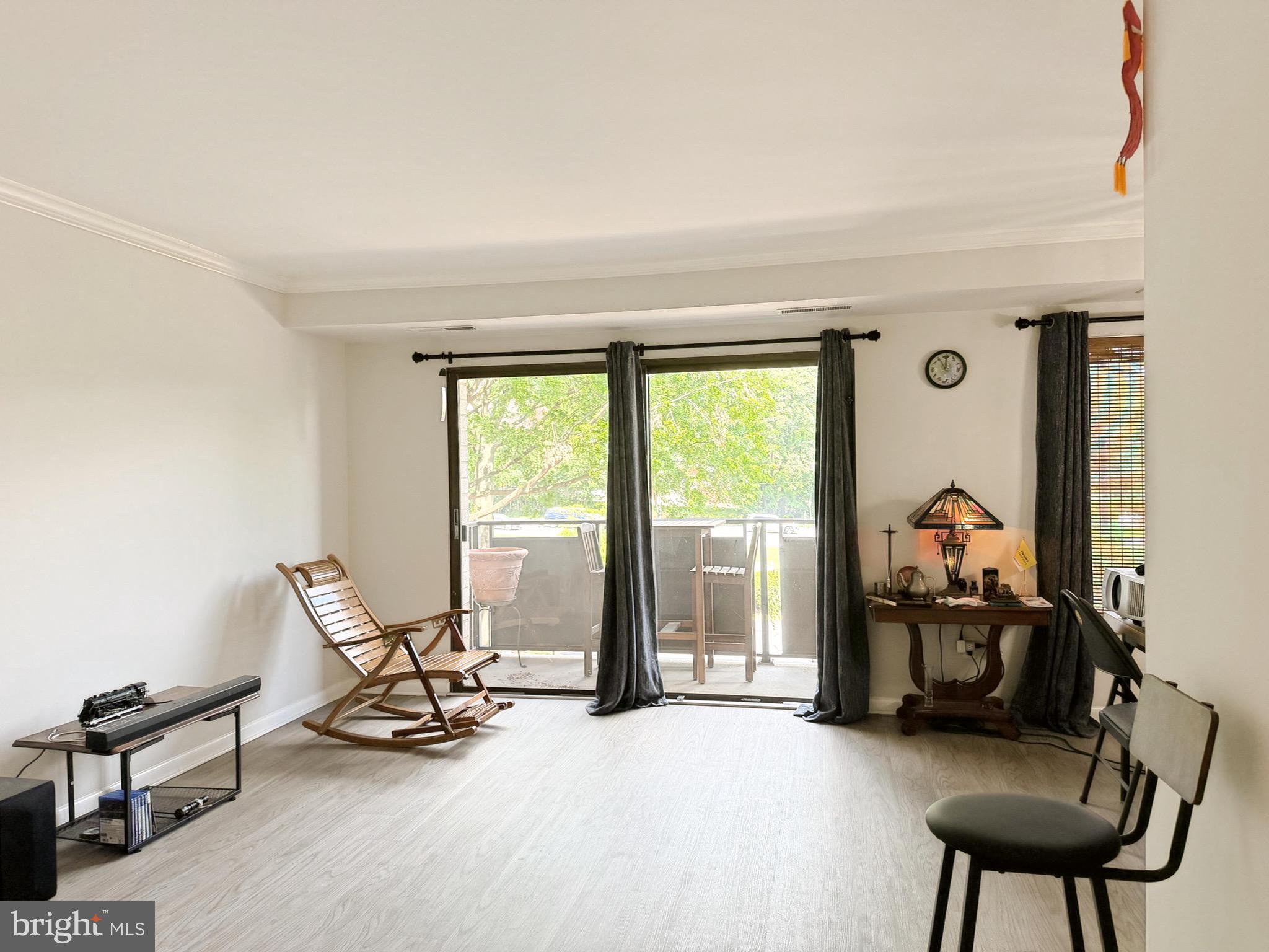 WOODLAKE TOWERS - Residential
