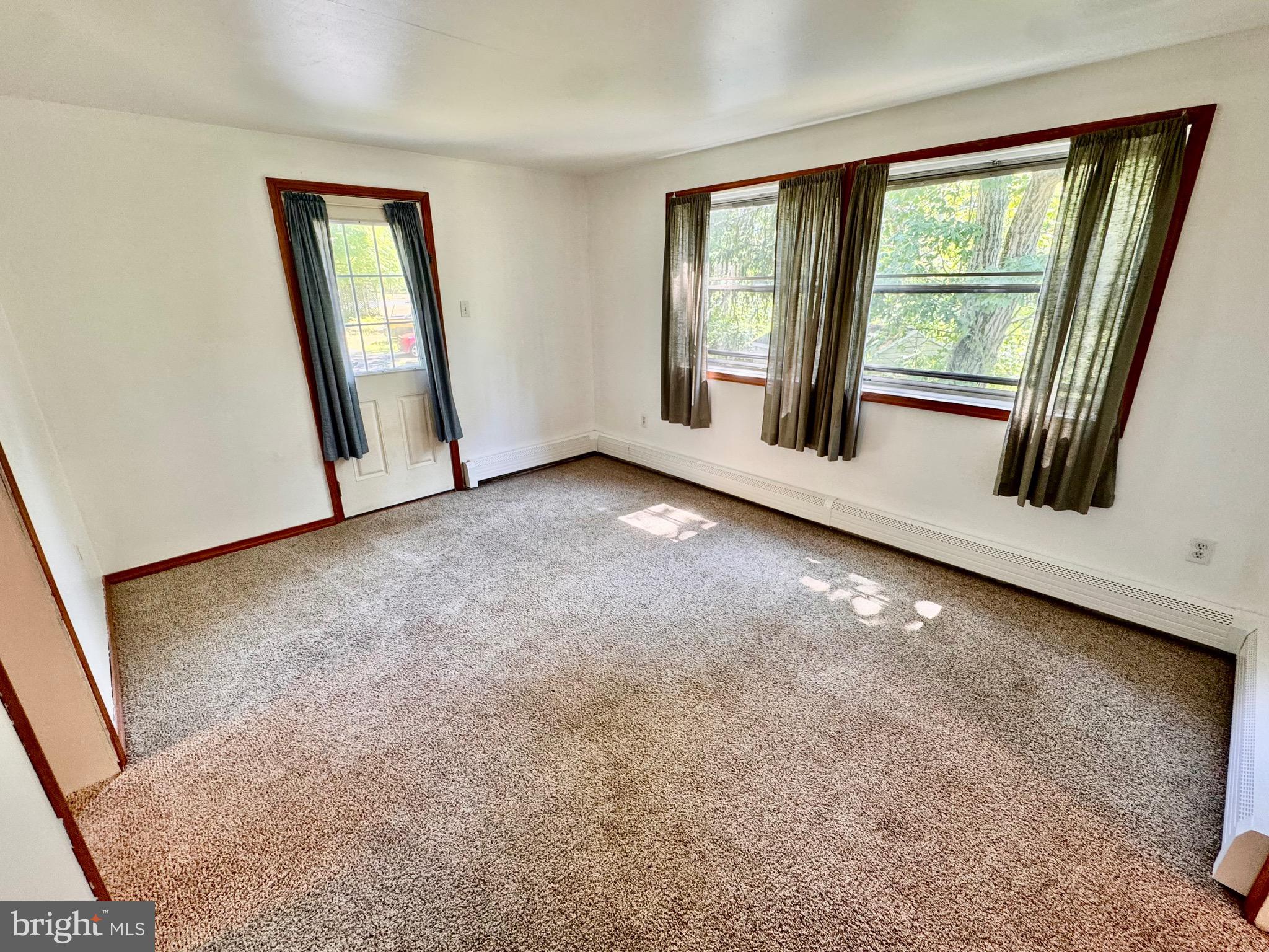 CAMP STRAUSS - Residential