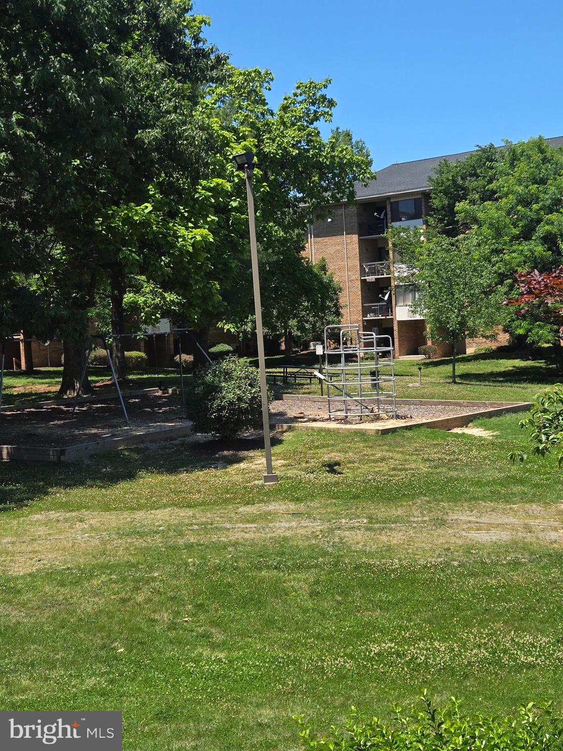CHERRY GLEN - Residential Lease