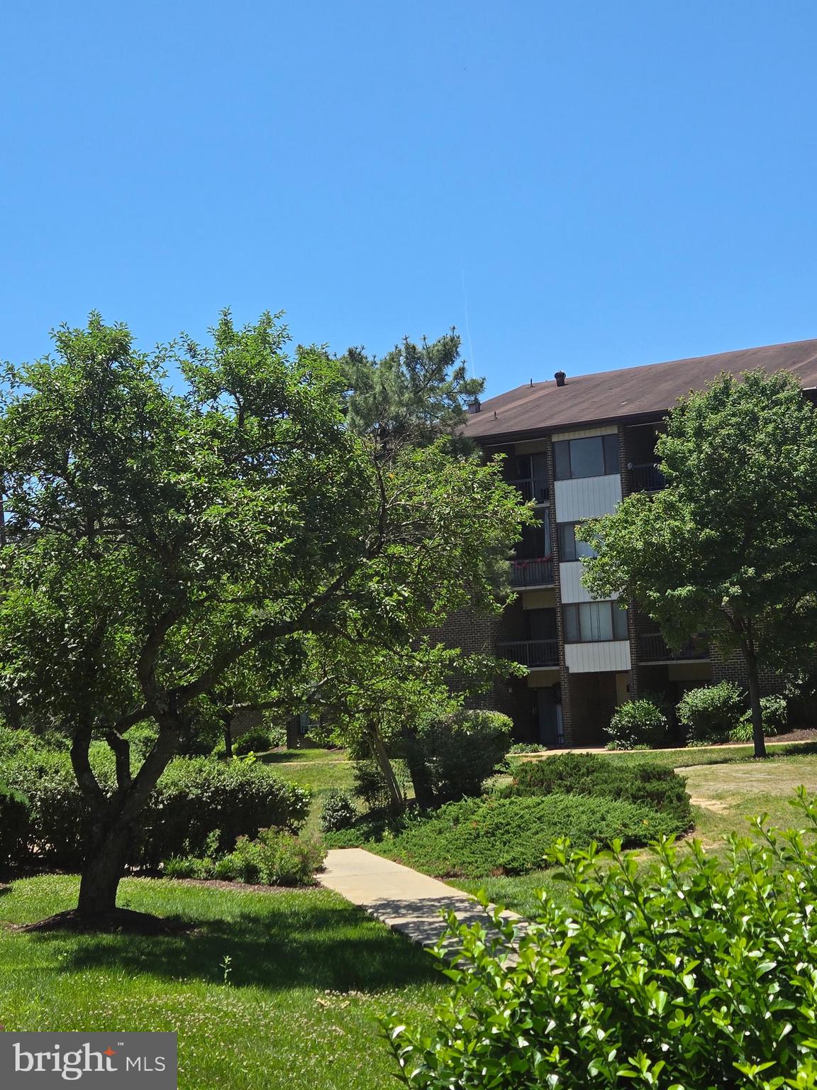CHERRY GLEN - Residential Lease