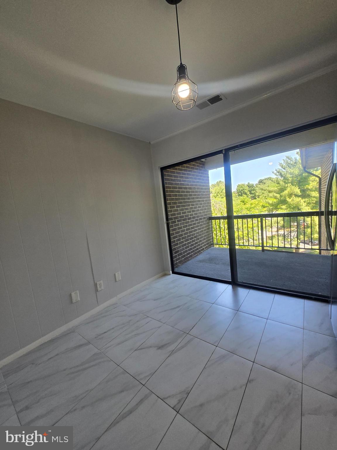 CHERRY GLEN - Residential Lease