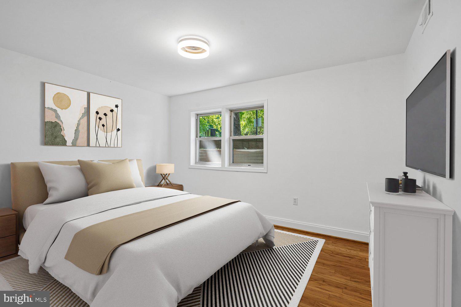 INVERNESS KNOLLS - Residential