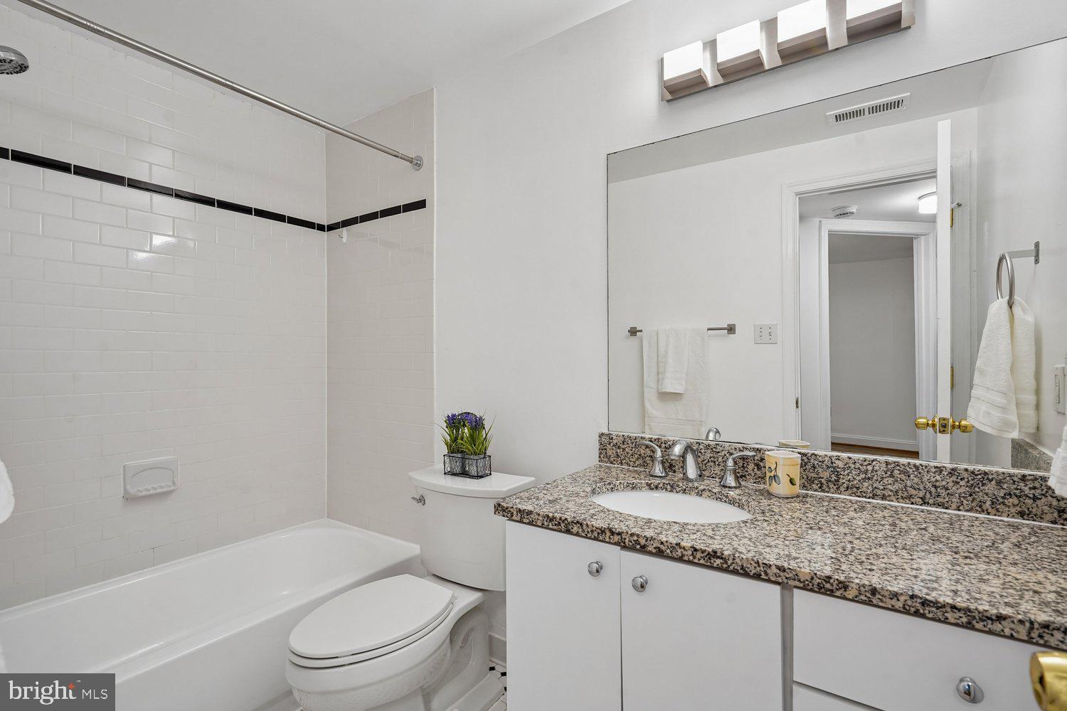 INVERNESS KNOLLS - Residential