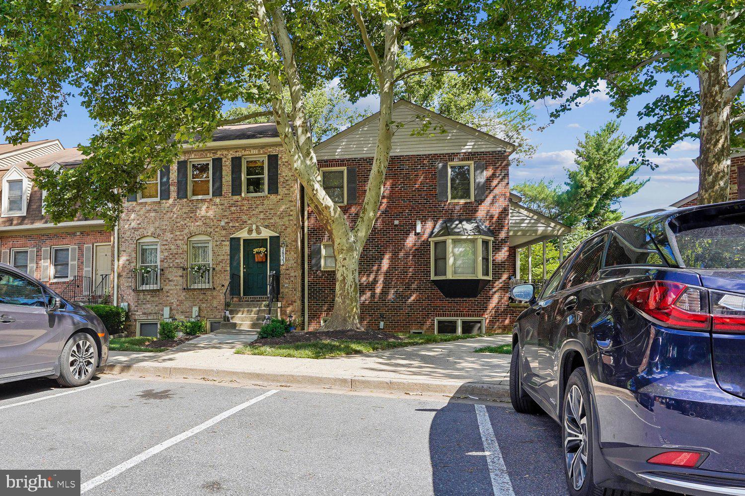 INVERNESS KNOLLS - Residential