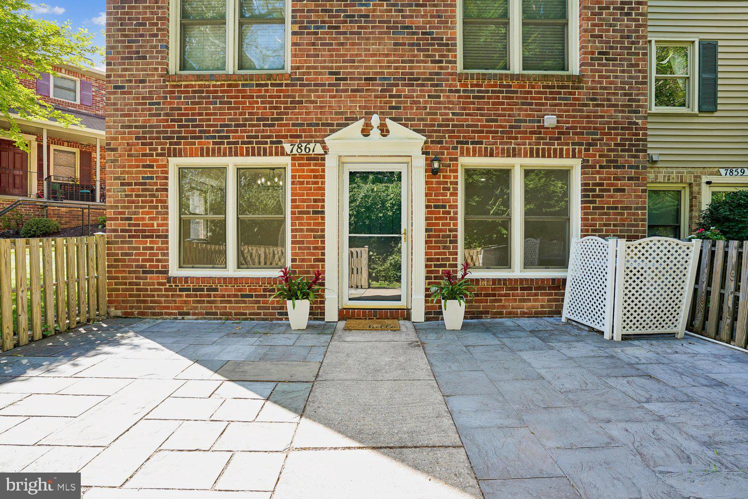 INVERNESS KNOLLS - Residential