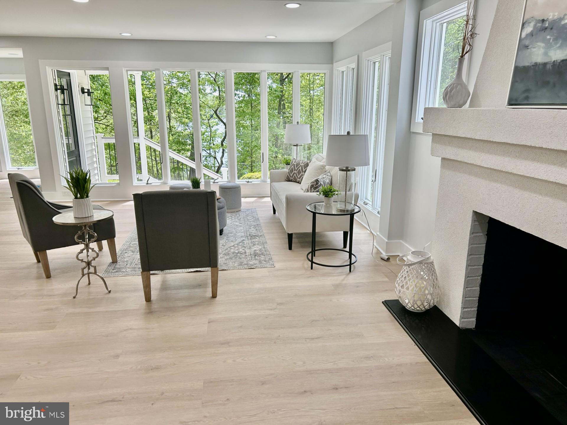 LAKELAND - Residential