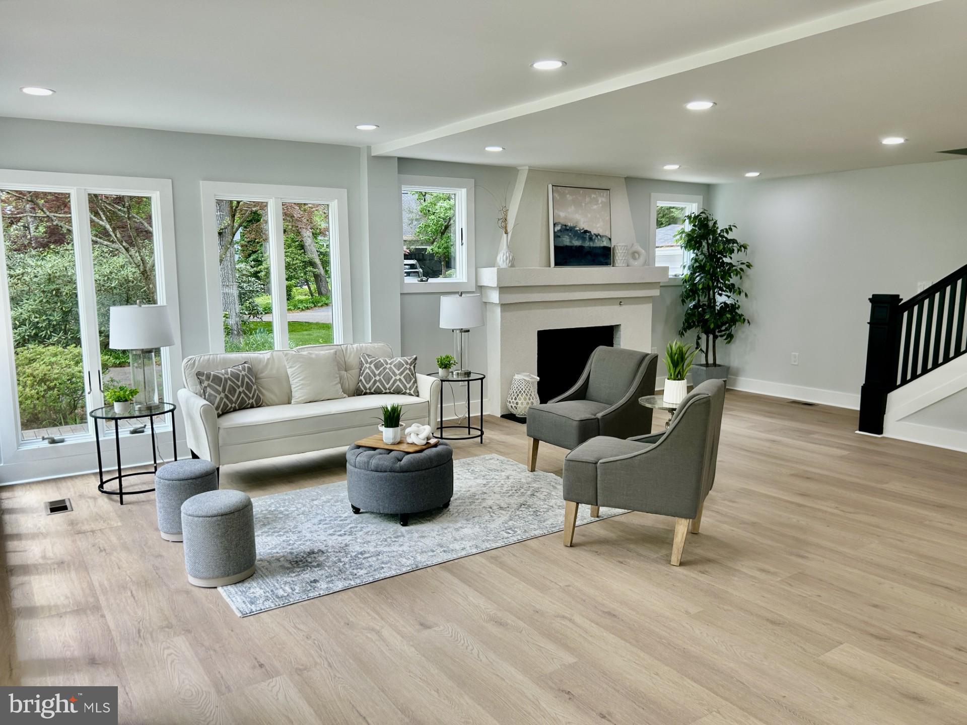 LAKELAND - Residential