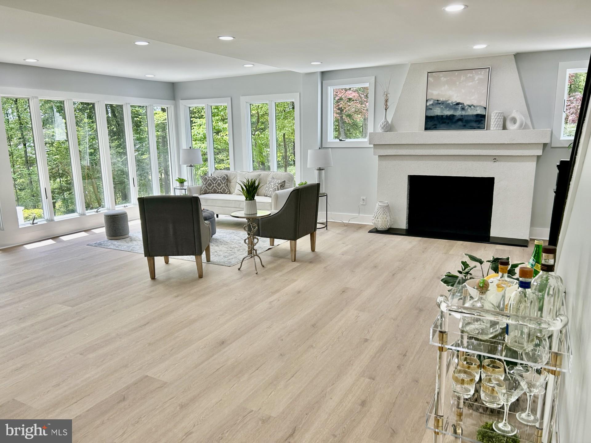 LAKELAND - Residential