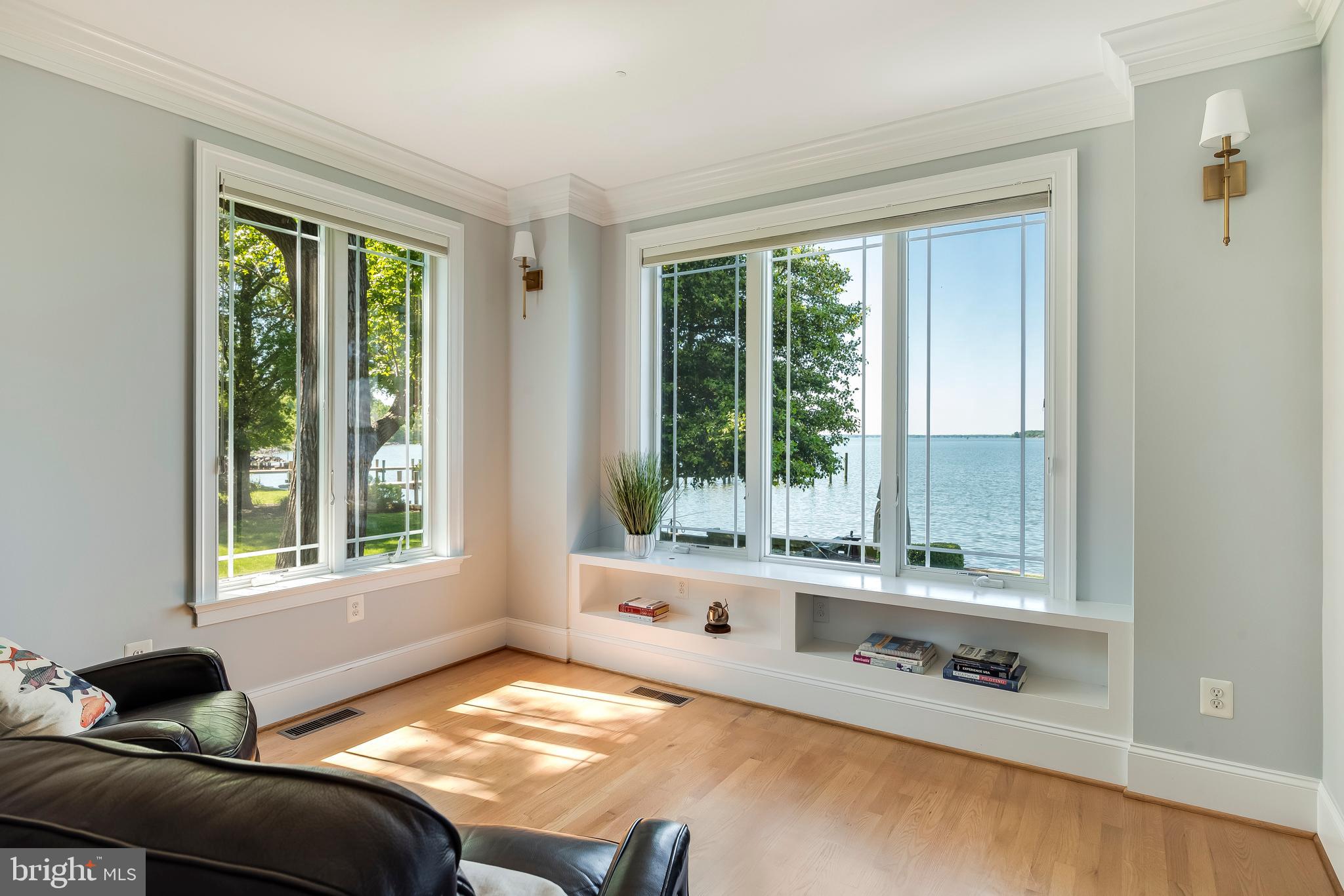 OAKWOOD - Residential