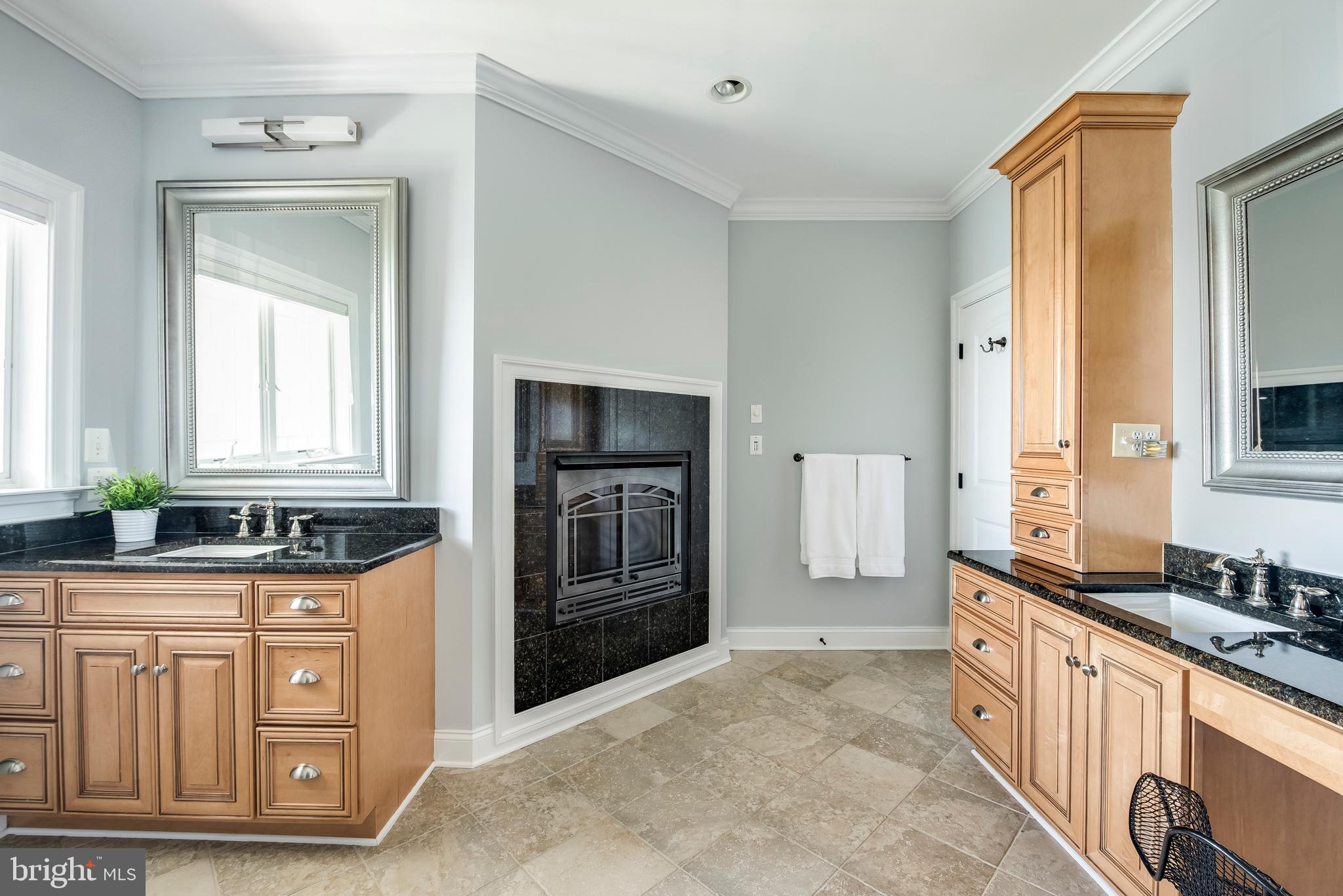 OAKWOOD - Residential