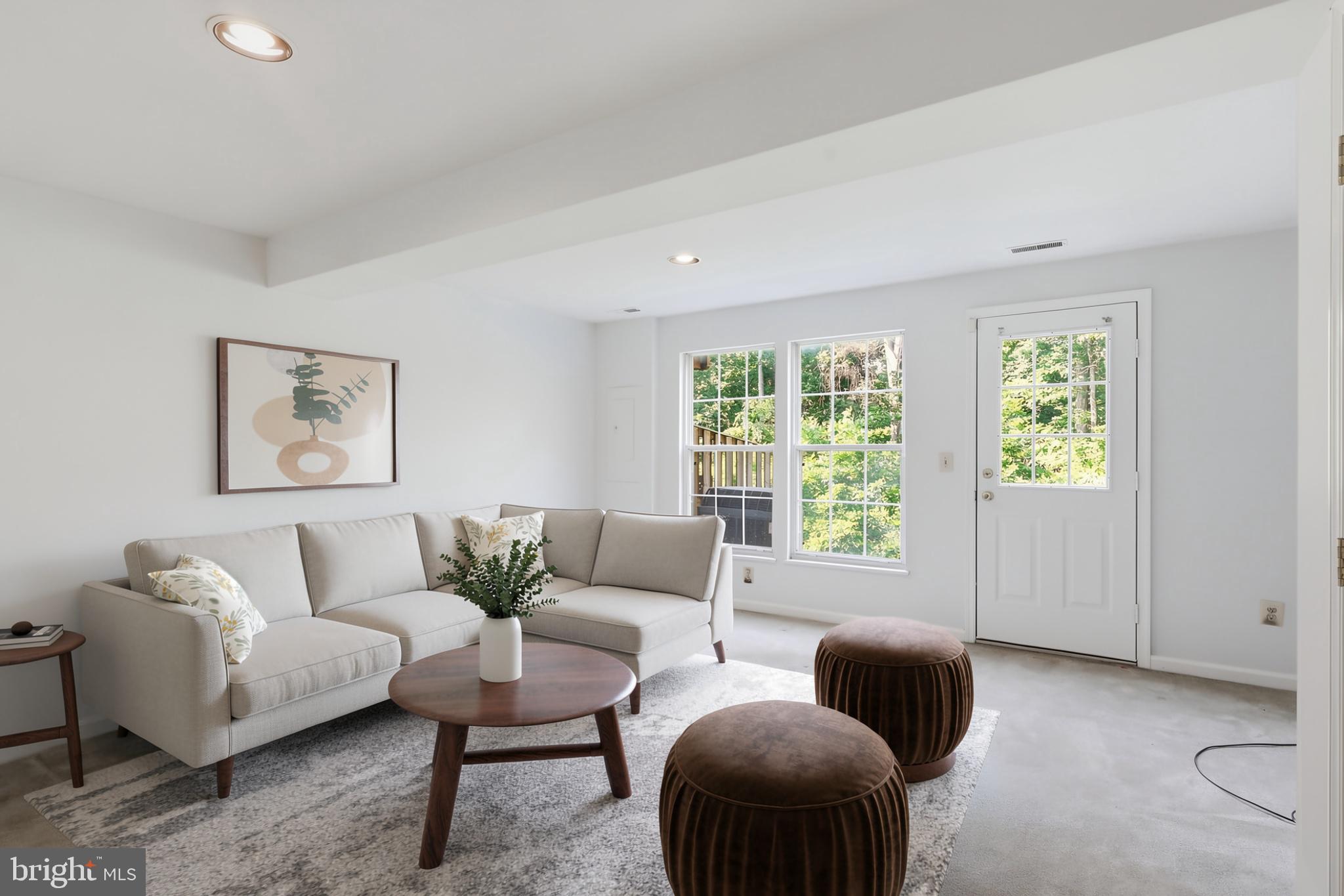 WELLINGTON CONDOMINIUM - Residential