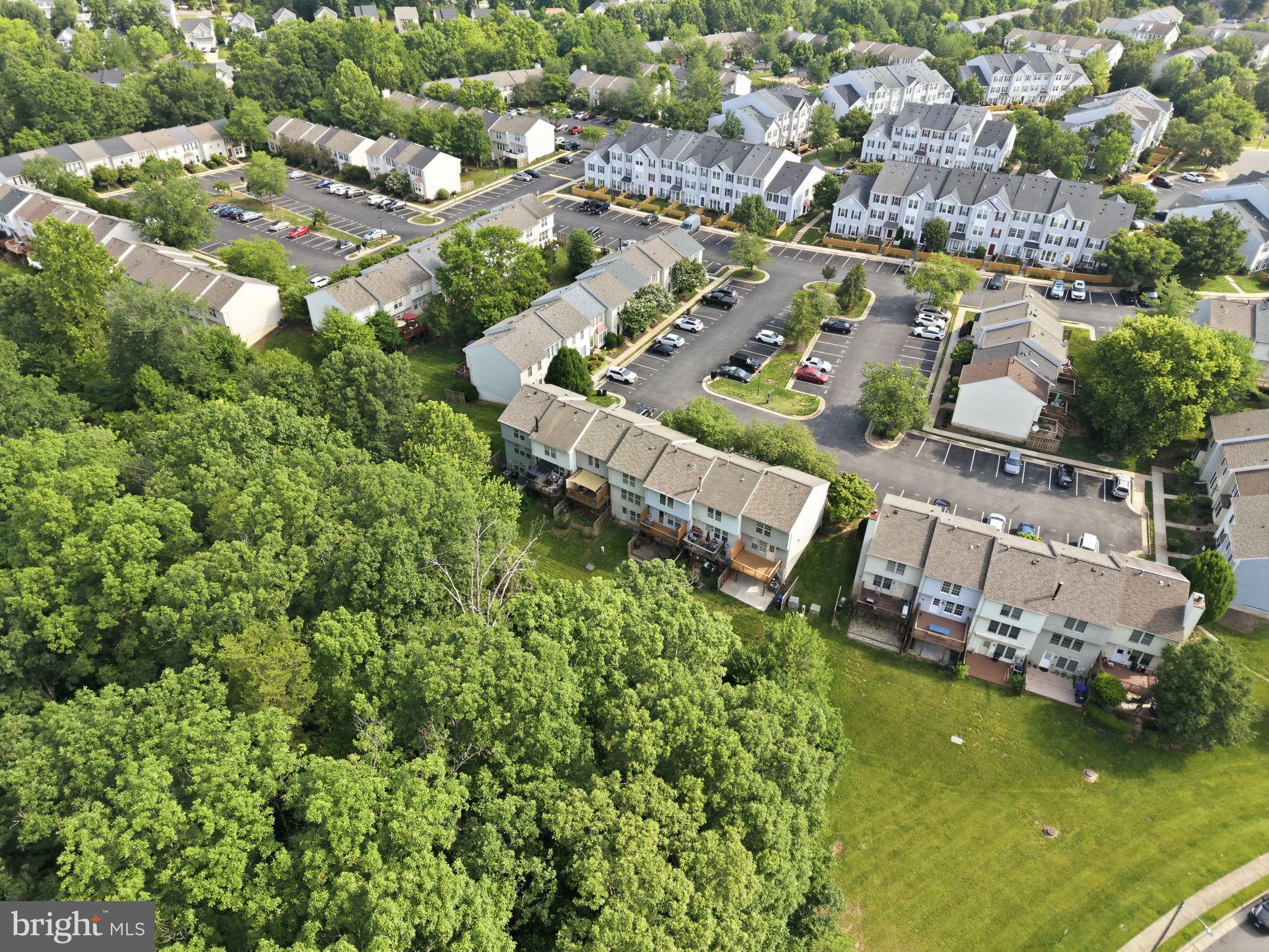 WELLINGTON CONDOMINIUM - Residential
