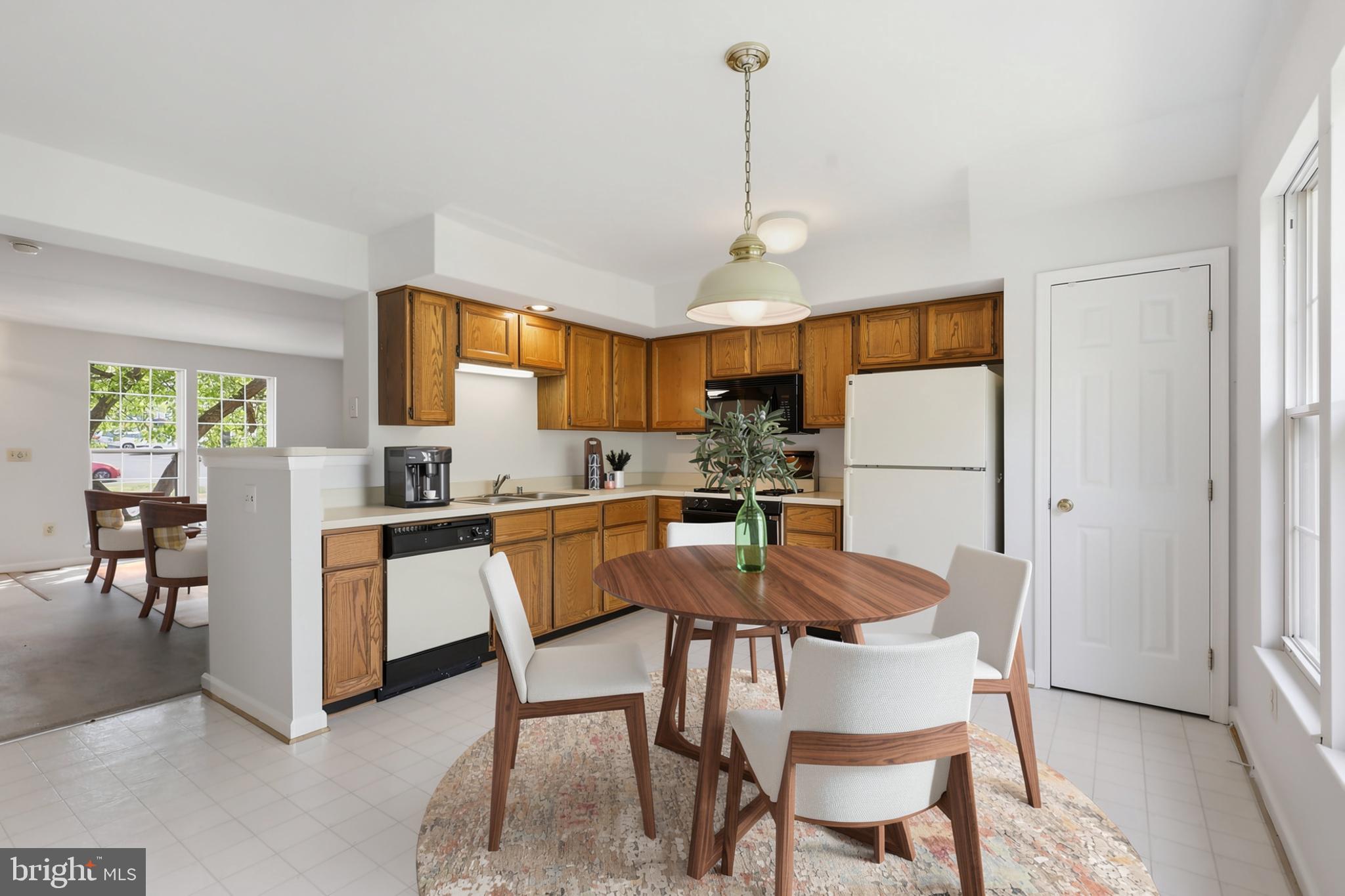 WELLINGTON CONDOMINIUM - Residential