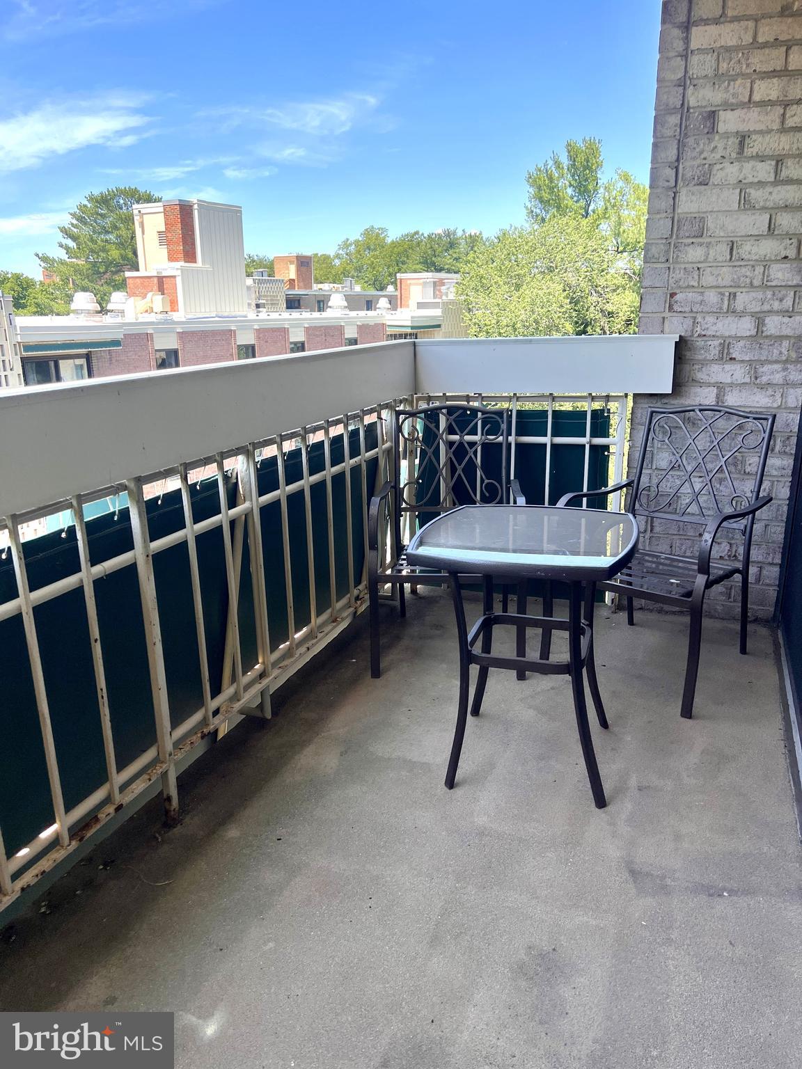 LAFAYETTE PARK CONDOMINIUM - Residential