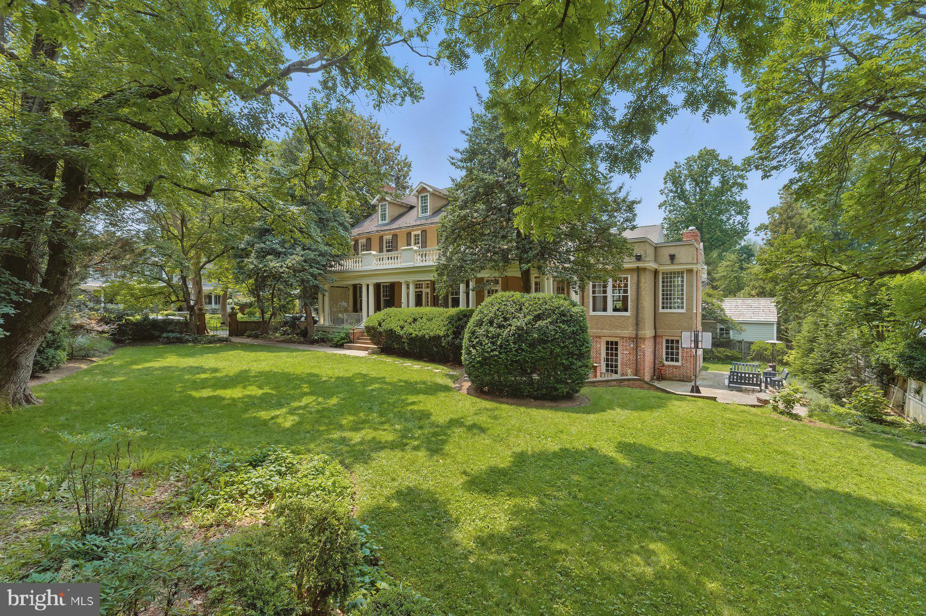 CHEVY CHASE VILLAGE - Residential