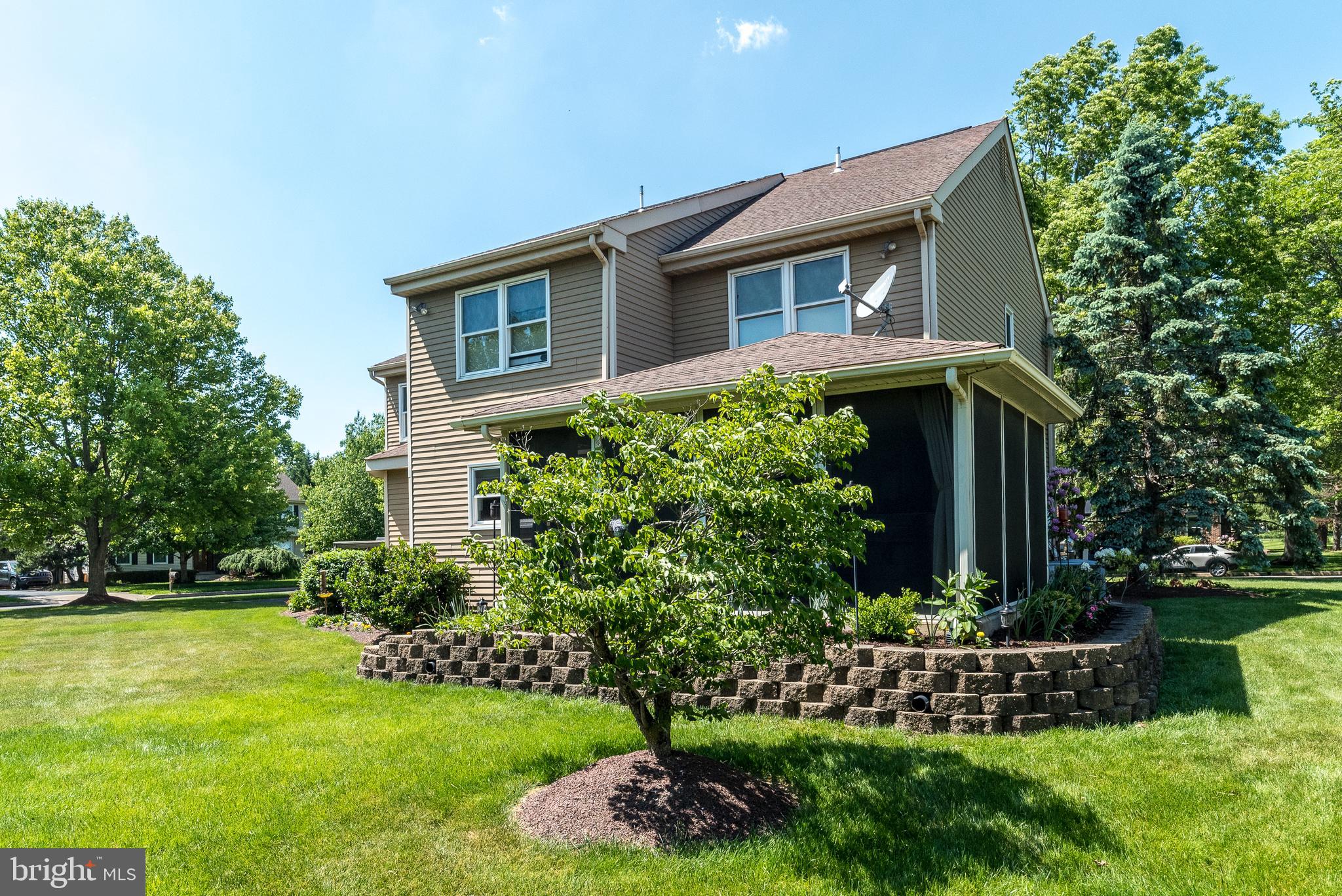 MALLARD POND - Residential